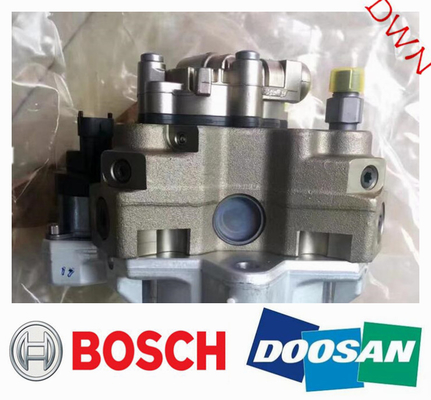 BOSCH Diesel engine parts fuel injection pump 0445020031  =  65.10501-7001A  for Korea Doosan Excavator