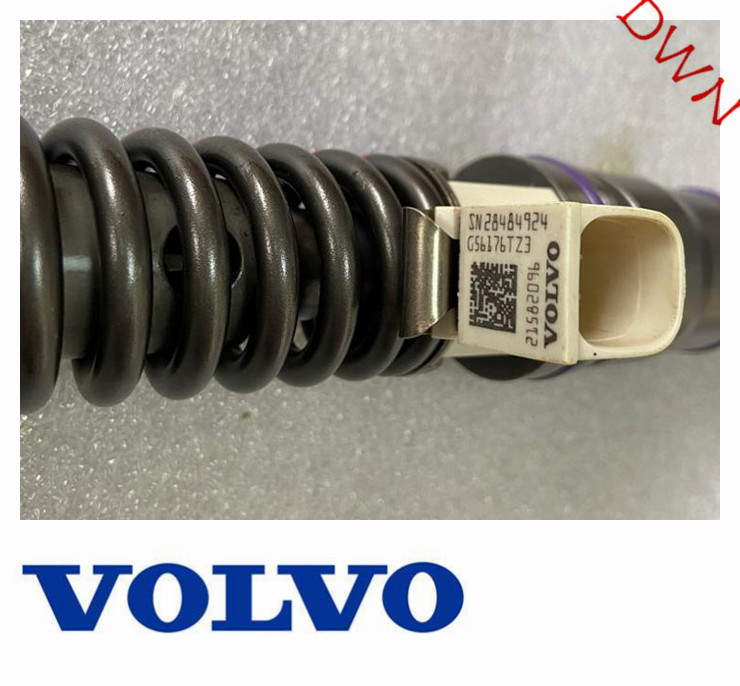 VOLVO Diesel Engine Fuel Injector  21582096  For EC360B EC460B Diesel Engine